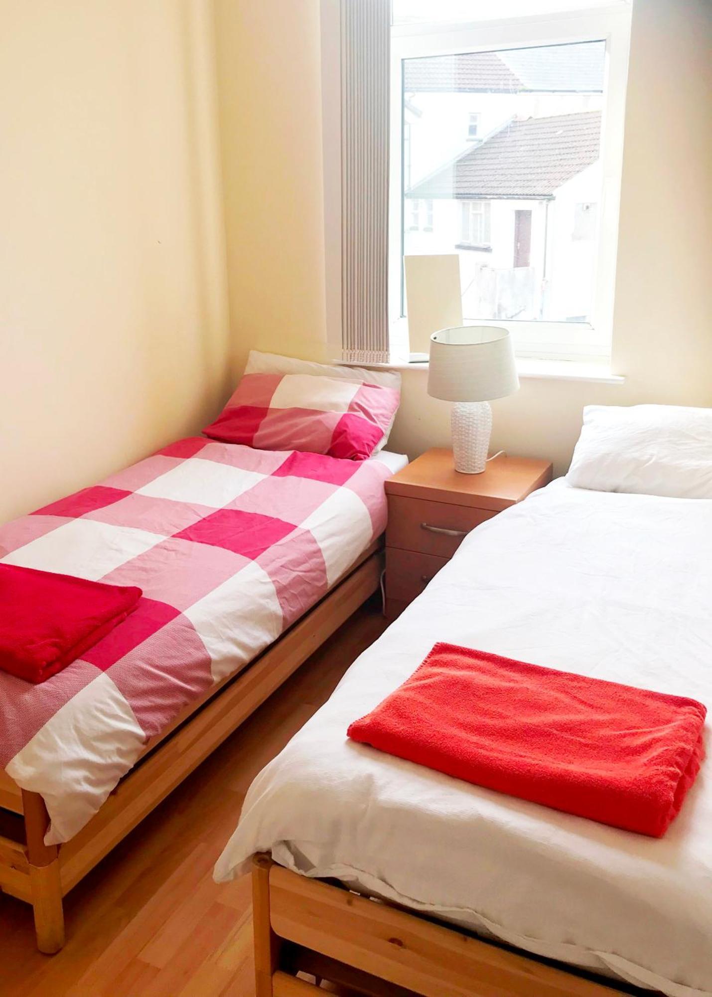 1 Fitzhamon Embankment Apartments Opposite Principality Stadium - Long Stay Offer Кардифф Экстерьер фото