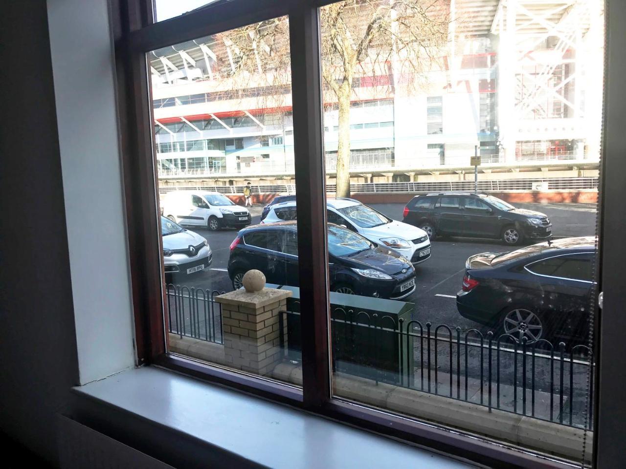 1 Fitzhamon Embankment Apartments Opposite Principality Stadium - Long Stay Offer Кардифф Экстерьер фото