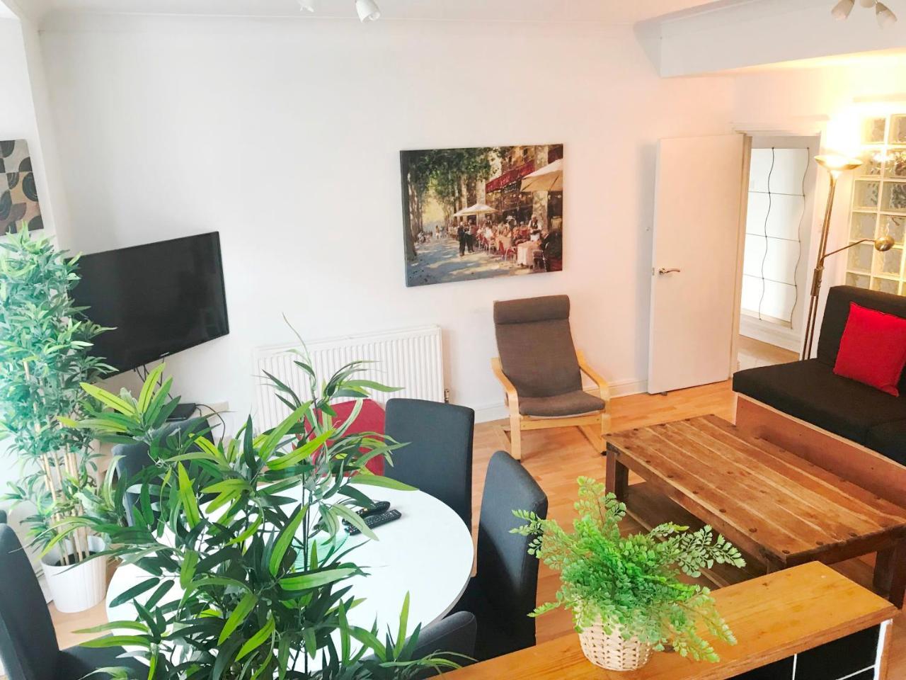 1 Fitzhamon Embankment Apartments Opposite Principality Stadium - Long Stay Offer Кардифф Экстерьер фото