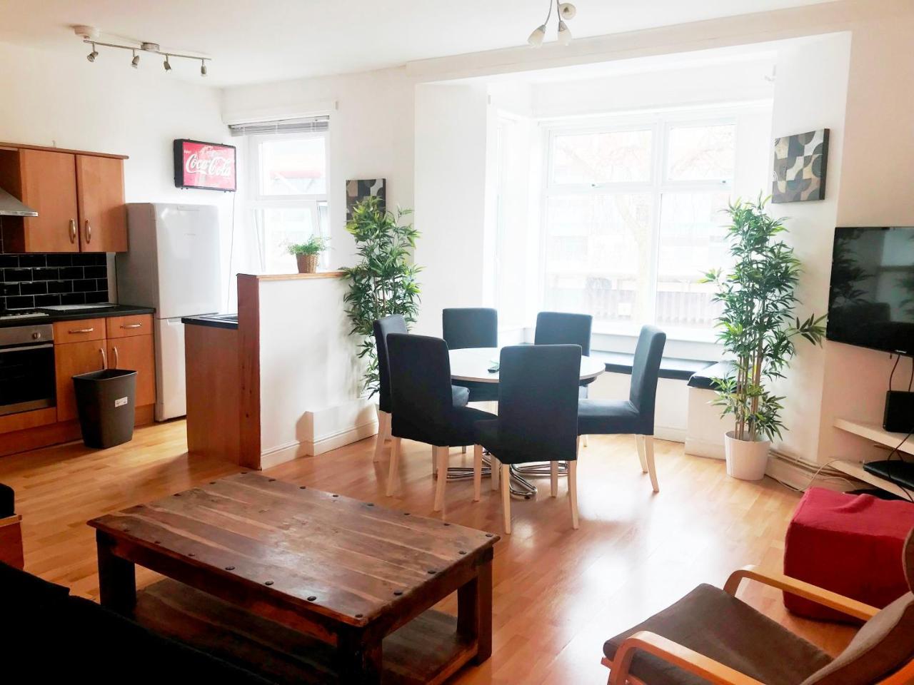 1 Fitzhamon Embankment Apartments Opposite Principality Stadium - Long Stay Offer Кардифф Экстерьер фото